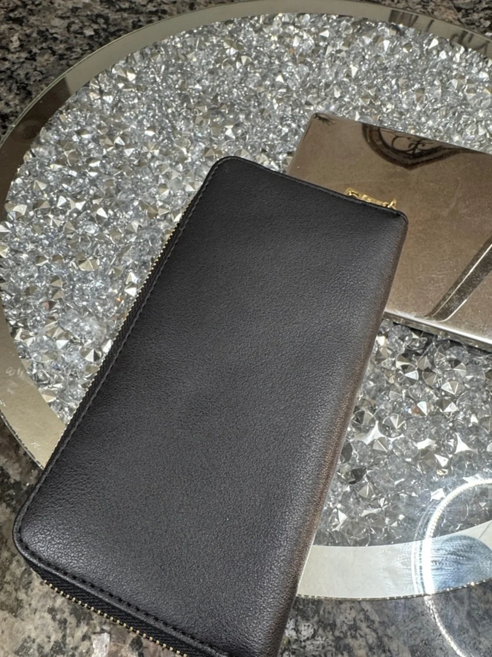 Steve Madden Black Embossed Zip Wallet with Gold Hardware 8x4 NWOT